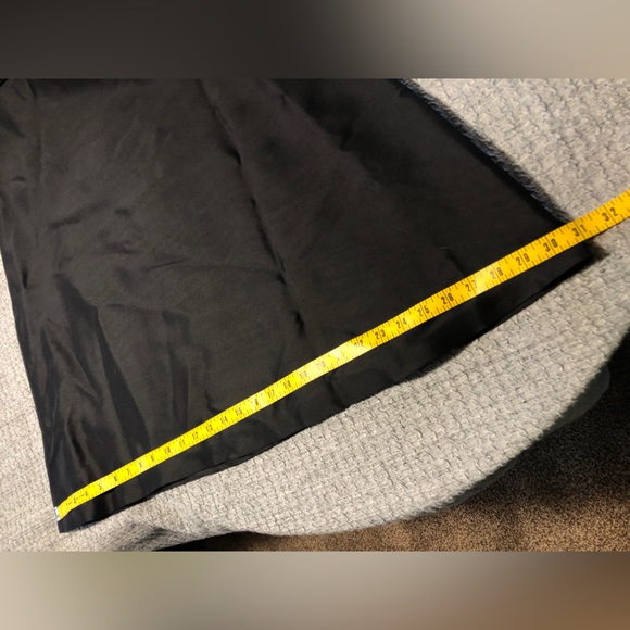 Banana Republic Women’s Black Silk Dress 16 - Picture 6 of 10